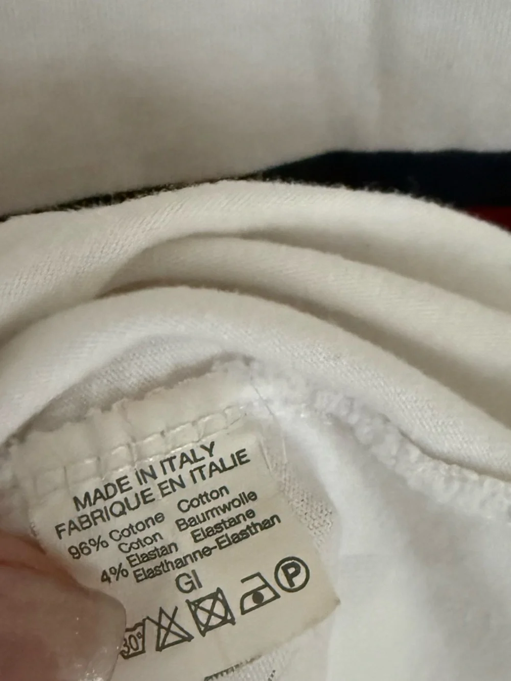 Brandy Melville/John Galt Tee - Picture 4 of 4